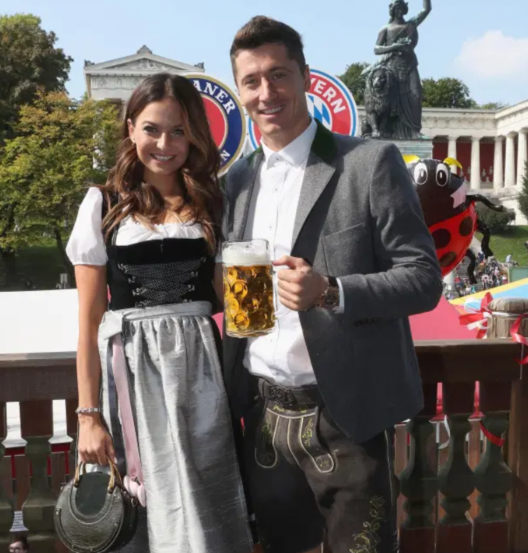 Chi so duong doi cua tien dao Robert Lewandowski